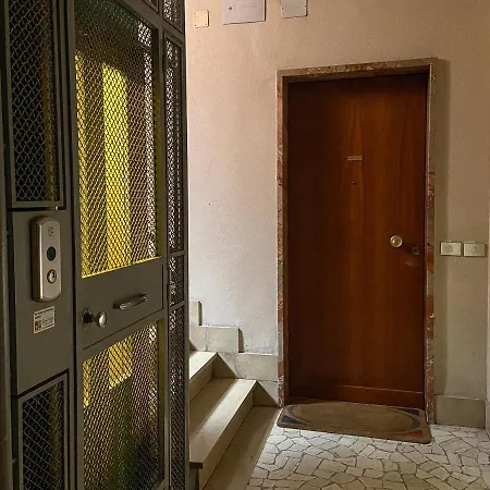 Flower - Royal Welcome Apartamento Verona